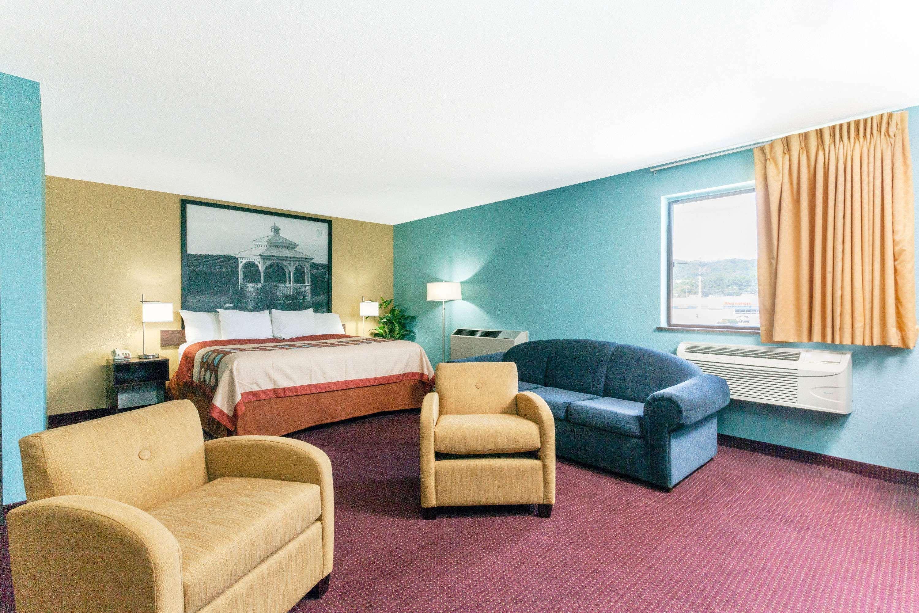 Super 8 By Wyndham Hammondsport Area 2*