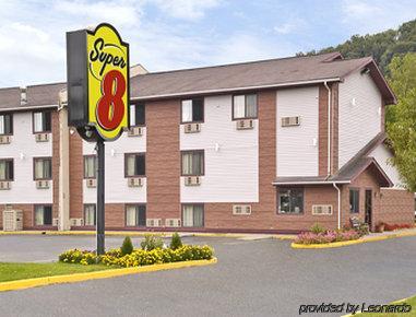 Super 8 By Wyndham Hammondsport Area 2* Bath
