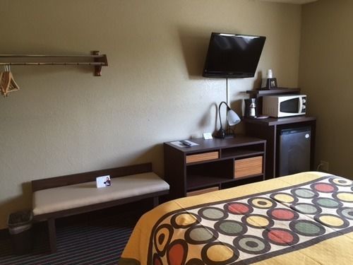 Super 8 By Wyndham Hammondsport Area