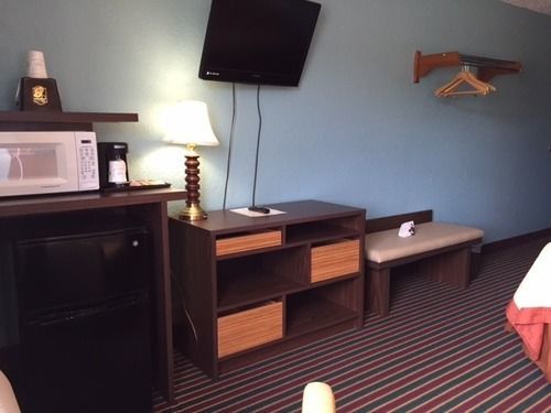 Super 8 By Wyndham Hammondsport Area Motel 2*